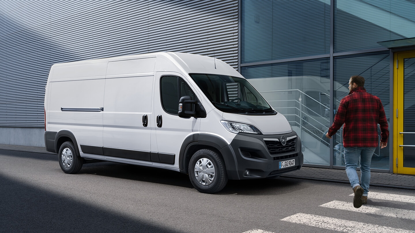 opel-movano_exterior_crosswalk_16x9_mo22_e01_134