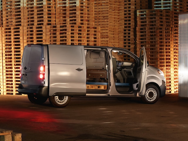 opel_vivaro_exterior_flexcargo_4x3_vi195_e01_008